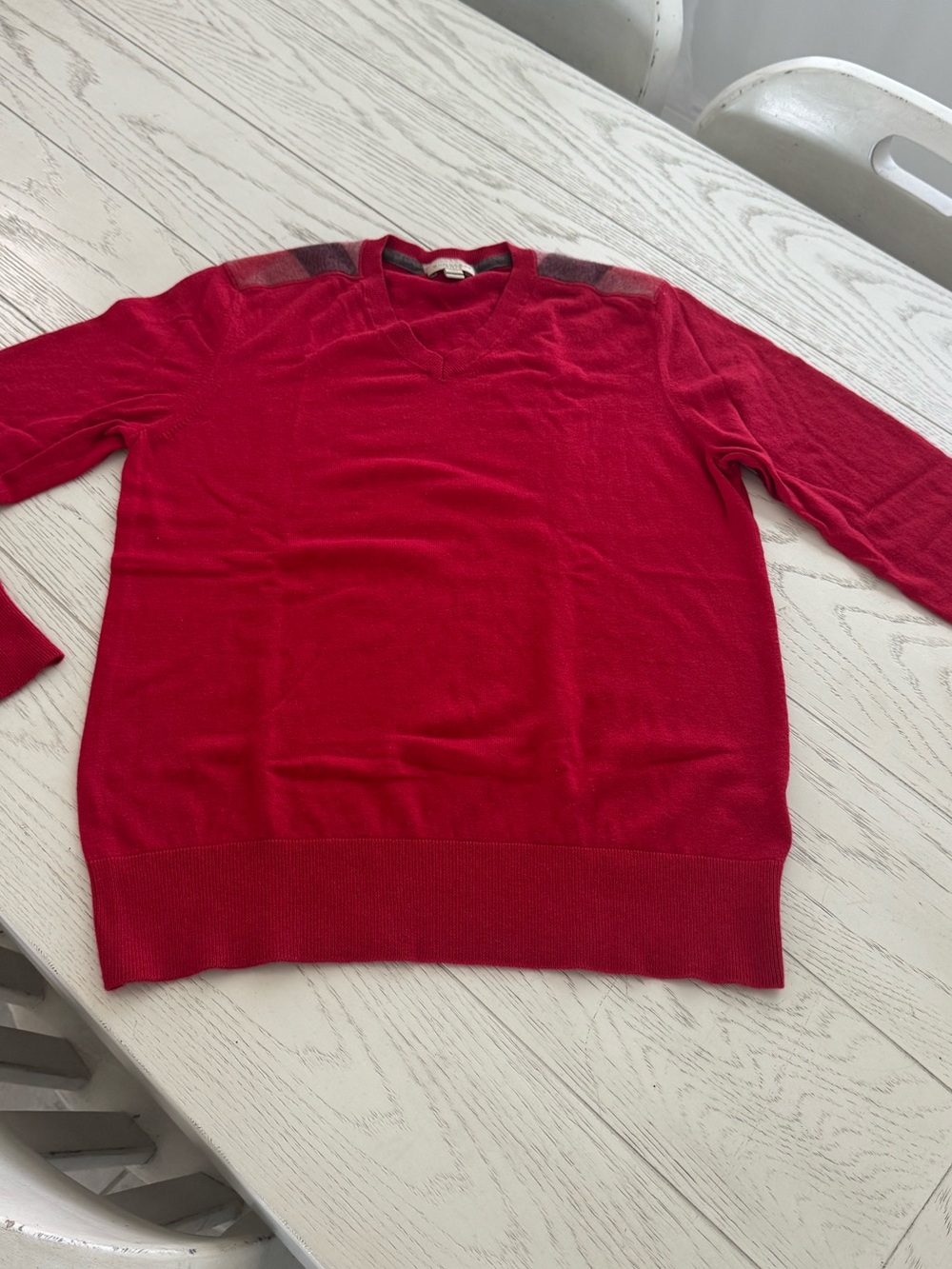 Burberry Red V-Neck Men’s Sweater with Shoulder Plaid